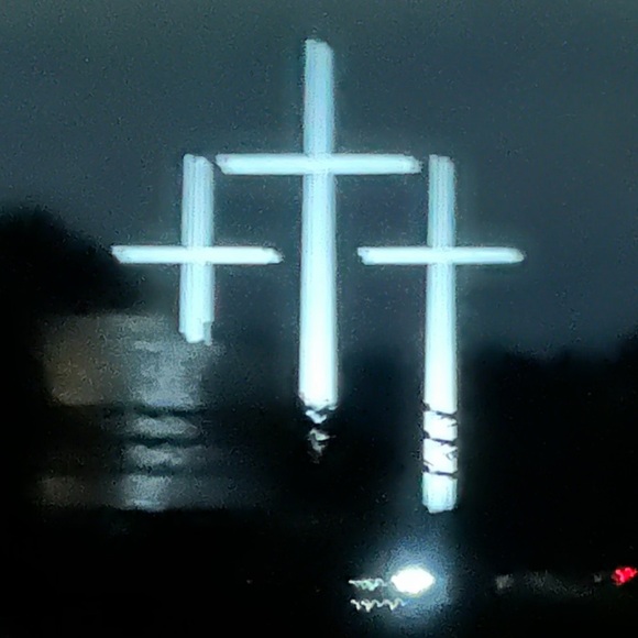 Meet your Posher, Amy ๐ APosher247 - Picture 10 of 12